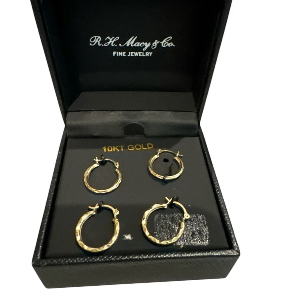 Duo Set of Small Round Hoop Earrings in 10k Gold - Picture 2 of 2